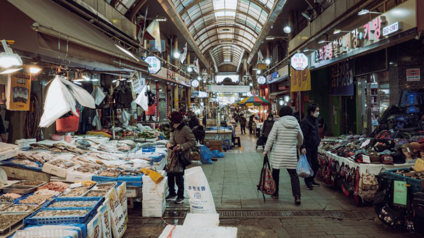 “대형 점포·전문직 제외”… 온누리상품권 연매출 30억 넘으면 가맹 제한